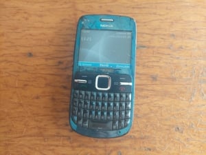 Nokia C3-00 telefon(telenor) - kép 3