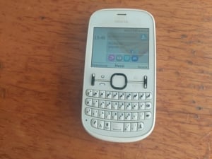 Nokia 201 telefon - kép 4