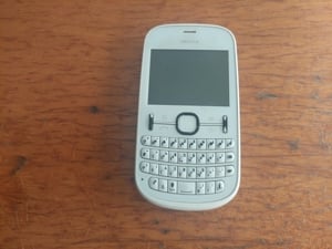 Nokia 201 telefon - kép 7