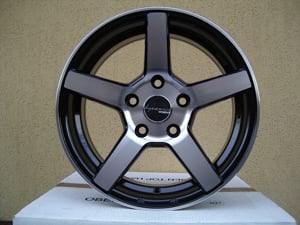 Vadonatúj Skoda Octavia, VW Golf alufelni 15 col PDW fekete-polír