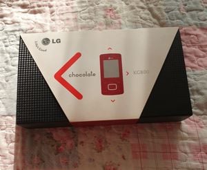 LG Chocolate KG800 kártyafüggetlen mobiltelefon - kép 3