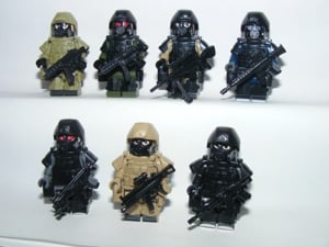 Lego SWAT Speciális kommandós figurák Spec-Ops katona 7db Brickarms fegyver ÚJ - kép 6