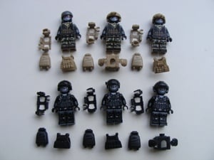 Lego SWAT Kommandós+ terrorista figurák katona Brickarms fegyver 6db ÚJ - kép 7