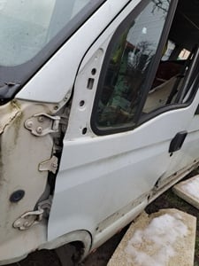 Eladó Iveco Daily III első ajtó ajtók és toló ajtó - kép 3