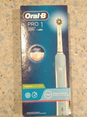 Braun ORAL-B Pro1 500 világoskék akkus elektromos fogkefe, új, bontatlan 3 év garanciával eladó - kép 7