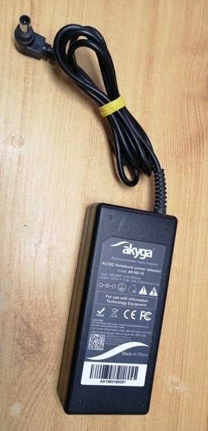 Akyga AK-ND-19 75W Sony hálózati töltő adapter 6,5x4,4mm+Cpin - kép 2