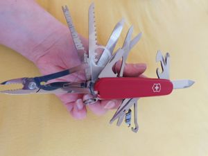 Victorinox SwissChamp Swiss Champ piros 1.6795, 33 funkciós svájci zsebkés, új, nem használt eladó - kép 13