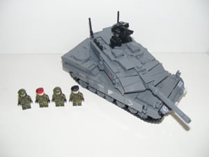 Lego Swat Modern Hadviselés Német Leopard 2A71 tank 900db + 4 katona ÚJ - kép 9