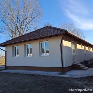 Monor Újtelepen 2 lakásos, 2 szoba+nappalis társasházi lakásokból MÁR CSAK AZ 1. LAKÁS foglalózható  - kép 7