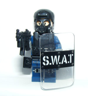 Lego Swat kommandós rendőr katonák Brickarms MP5 géppisztoly + pajzs 7db ÚJ - kép 9