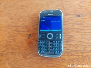 Nokia Asha 302 telefon duálsim - kép 3