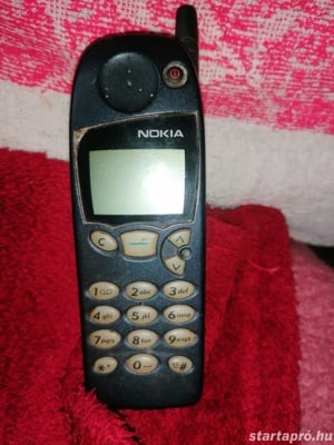 Nokia 5110  és fekete - kép 2