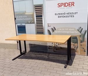 Steelcase íróasztal bükk mintázattal 180x90 cm - homorú kialakítású - kép 2