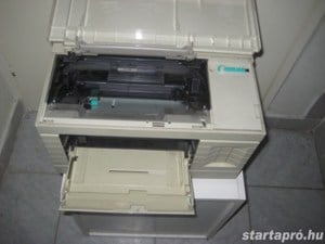 HP Lasejet 4 nyomtató - kép 3