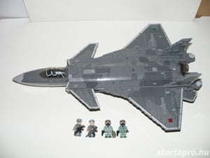 Lego SWAT Modern hadviselés J-20 Lopakodó harci vadászgép 780db ÚJ - kép 2