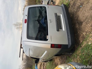 Opel Combo 1.3 CDTi 2006-os, minden alkatrésze eladó - kép 2