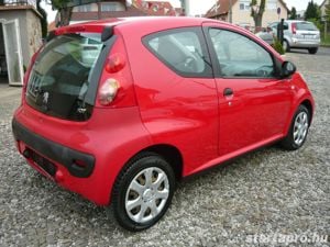 Peugeot 107 1.0 junior  akció! vevő nevére átírva  - kép 3