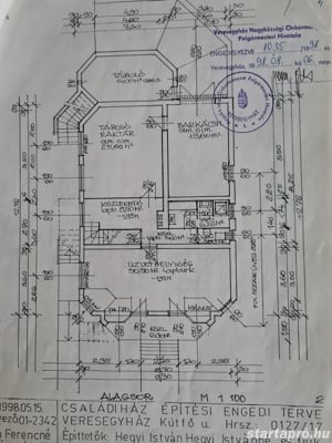 Eladó 3 lakásos családi ház Veresegyházán - kép 9