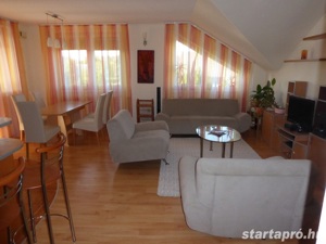 Kiváló elosztás, dupla garázs, kert, 1. emelet! - kép 3