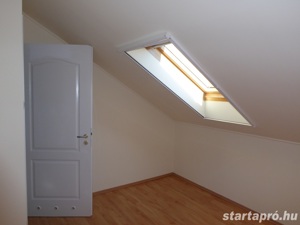 Kiváló elosztás, dupla garázs, kert, 1. emelet! - kép 11