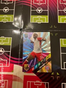 Serge Gnabry Power Magician focis kártya Panini FIFA 365 2024 Adrenaly - kép 2