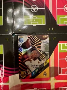  Vini Jr. Giant Focis kártya Panini FIFA 365 2024 GOL 35 kártya - kép 1