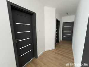 Tiszaújvárosban ízléses, erkélyes új lakás kiadó!  - kép 9