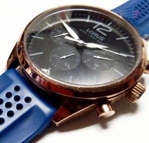 Retro férfi karóra, Lorus Chronograph Quartz méretes szilikon szíjas kiváló állapotban - kép 6