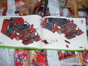 Lego komp. Technic Ferrari Enzo 1:8 Supercar 4300db Lepin ÚJ - kép 9