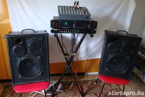 Eladó 400 Watt összteljesítményű komplett erősítő berendezés.