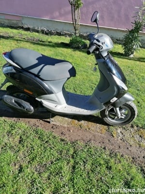 Piaggio zipp megkimélt álapotban eladó! 