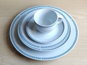 Egyszemélyes porcelán készlet eladó - kép 2