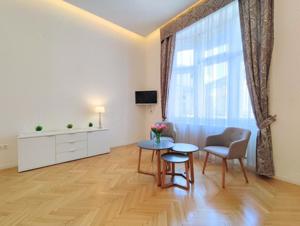 KIADÓ 66 nm-es luxuslakás hosszú távra Budapest patinás belvárosában, a Kecskeméti utcában! - kép 5