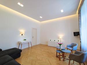 KIADÓ 66 nm-es luxuslakás hosszú távra Budapest patinás belvárosában, a Kecskeméti utcában! - kép 12