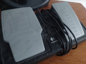 Logitech játék kormány,pedálok - kép 4