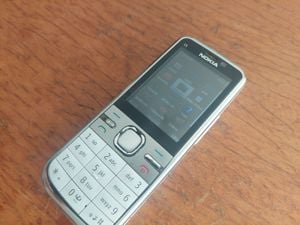 Nokia C5 telefon - kép 6