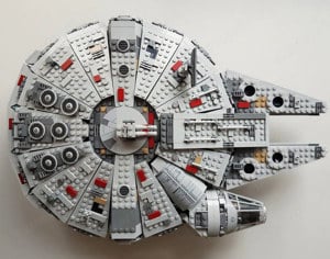 Lego komp. Star Wars 75105 Millenium Falcon Lepin 1380db ÚJ - kép 4