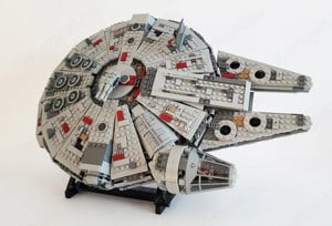 Lego komp. Star Wars 75105 Millenium Falcon Lepin 1380db ÚJ - kép 5