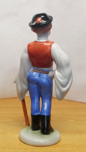 Favágó legényke. Herendi porcelán figura. - kép 3