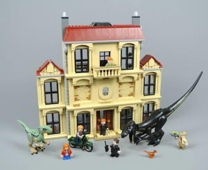 Lego komp. Jurassic World 75930 Dühöngő indoraptor a Lockwood birtokon LEPIN ÚJ