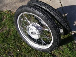 Simson eredeti aluminium 16" kerék új gumikkal eladó. - kép 2