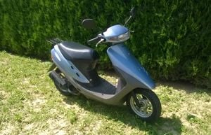 Eladó újszerű AF27-es Honda Dio 50cm3-es kétütemű robogó