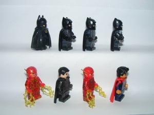 Lego Szuperhős Batman (4 féle verzió) figurák Flash Zod Supergirl figura 8db ÚJ - kép 3