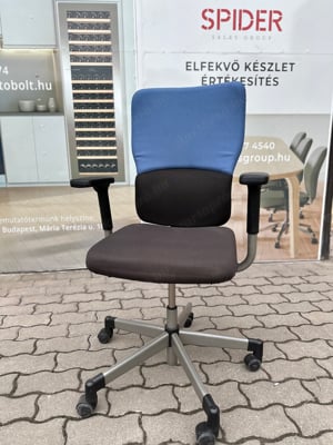 Steelcase Let's B irodai forgószék, gurulós szék, kék színű - használt