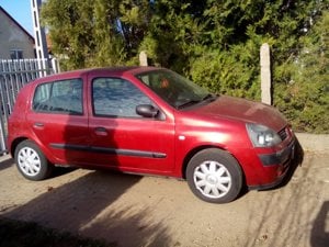 Renault Clio.II. gyári bontott alkatrészek kedvező áron eladók. 