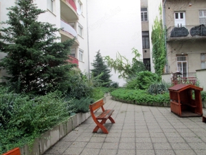 Kiadó 1 szobás lakás a Palotanegyedben, belső kertre néző - kép 16