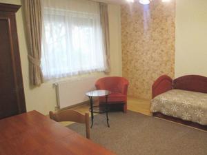 Kiadó 1 szobás lakás a Palotanegyedben, belső kertre néző - kép 3