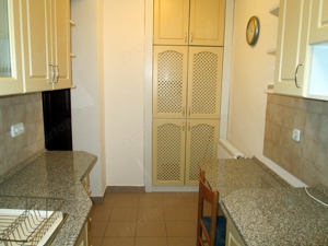 Kiadó 1 szobás lakás a Palotanegyedben, belső kertre néző - kép 8