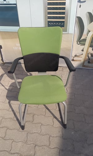 Steelcase szánkótalpas tárgyalószék, zöld színű - használt irodabútor - kép 2