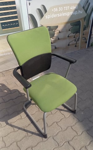 Steelcase szánkótalpas tárgyalószék, zöld színű - használt irodabútor - kép 3